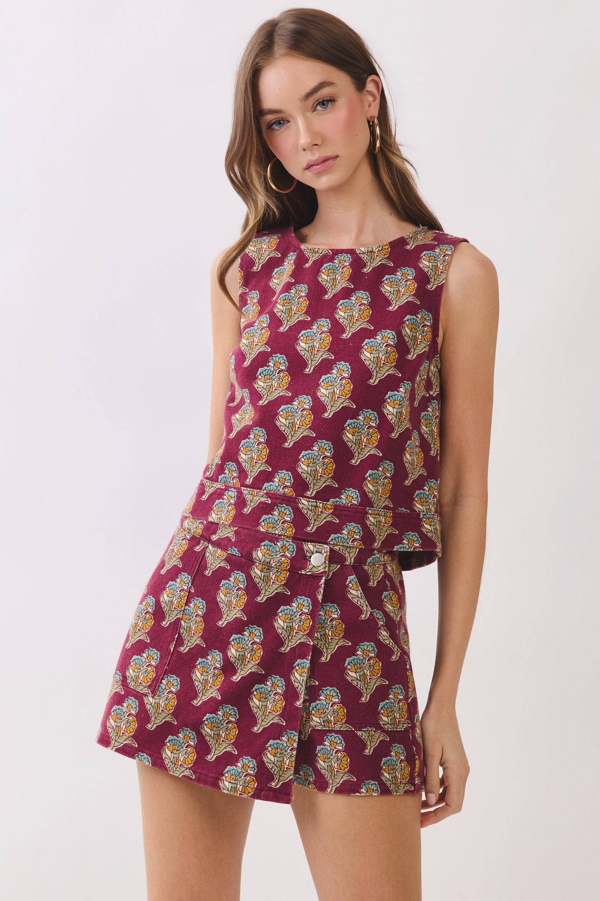 Autumn Floral Print Sleeveless Crop Top