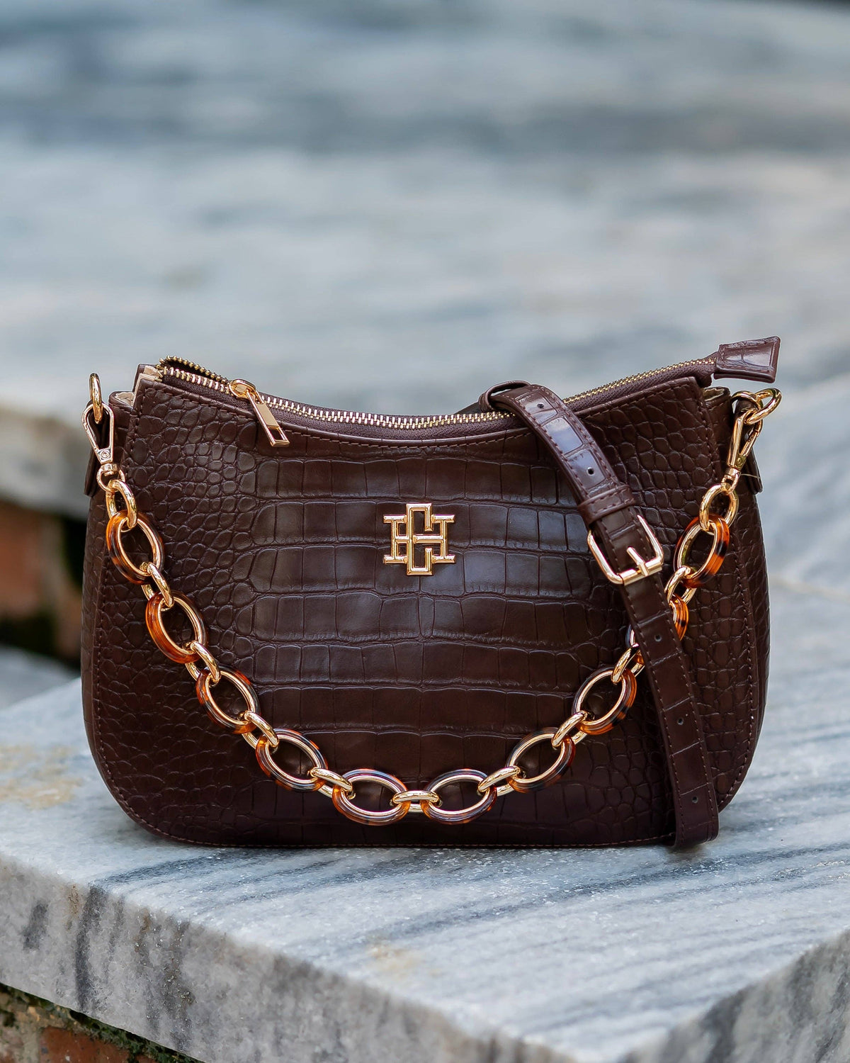 Charlee Crossbody Chocolate