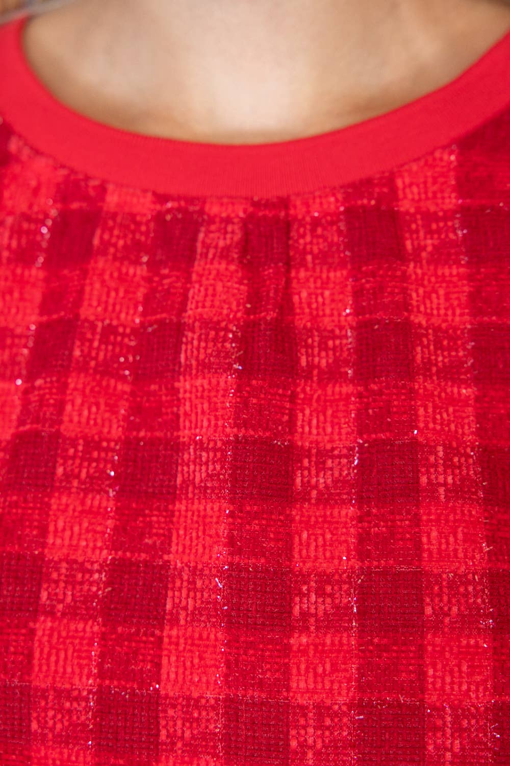 V301 Paxton Back V-Neck Bubble Sleeve Plaid Top