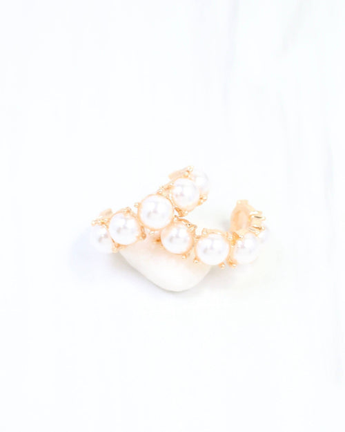 Cleo Pearl Medium Hoop Earring Cream