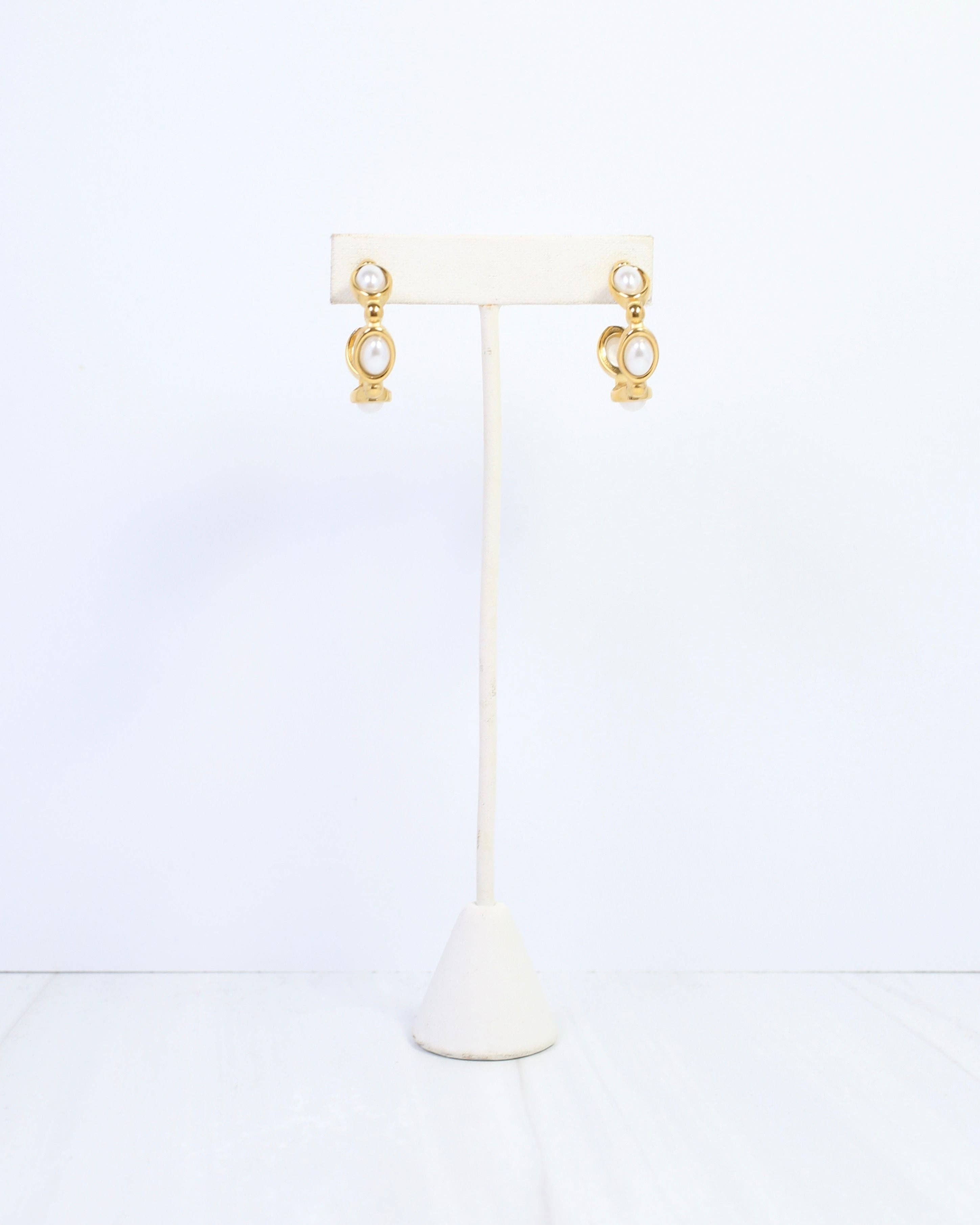 Daira Pearl Hoop Earring WP Gold