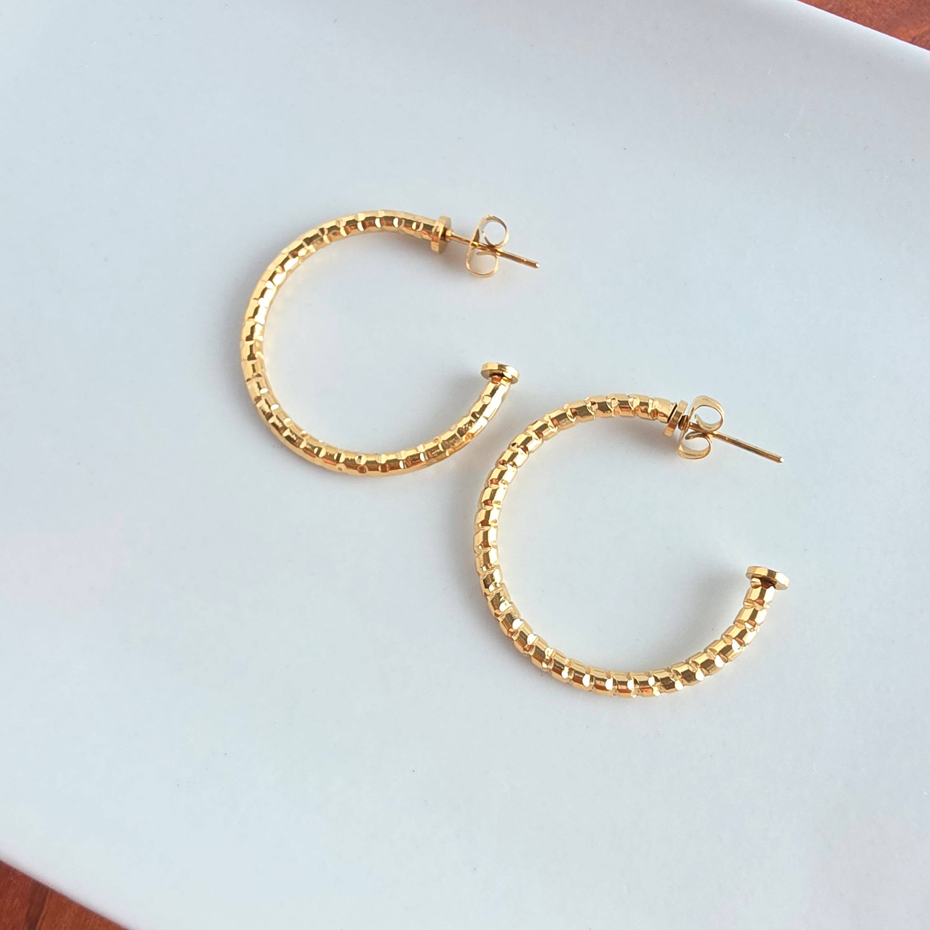Luxe Harlow Hoops