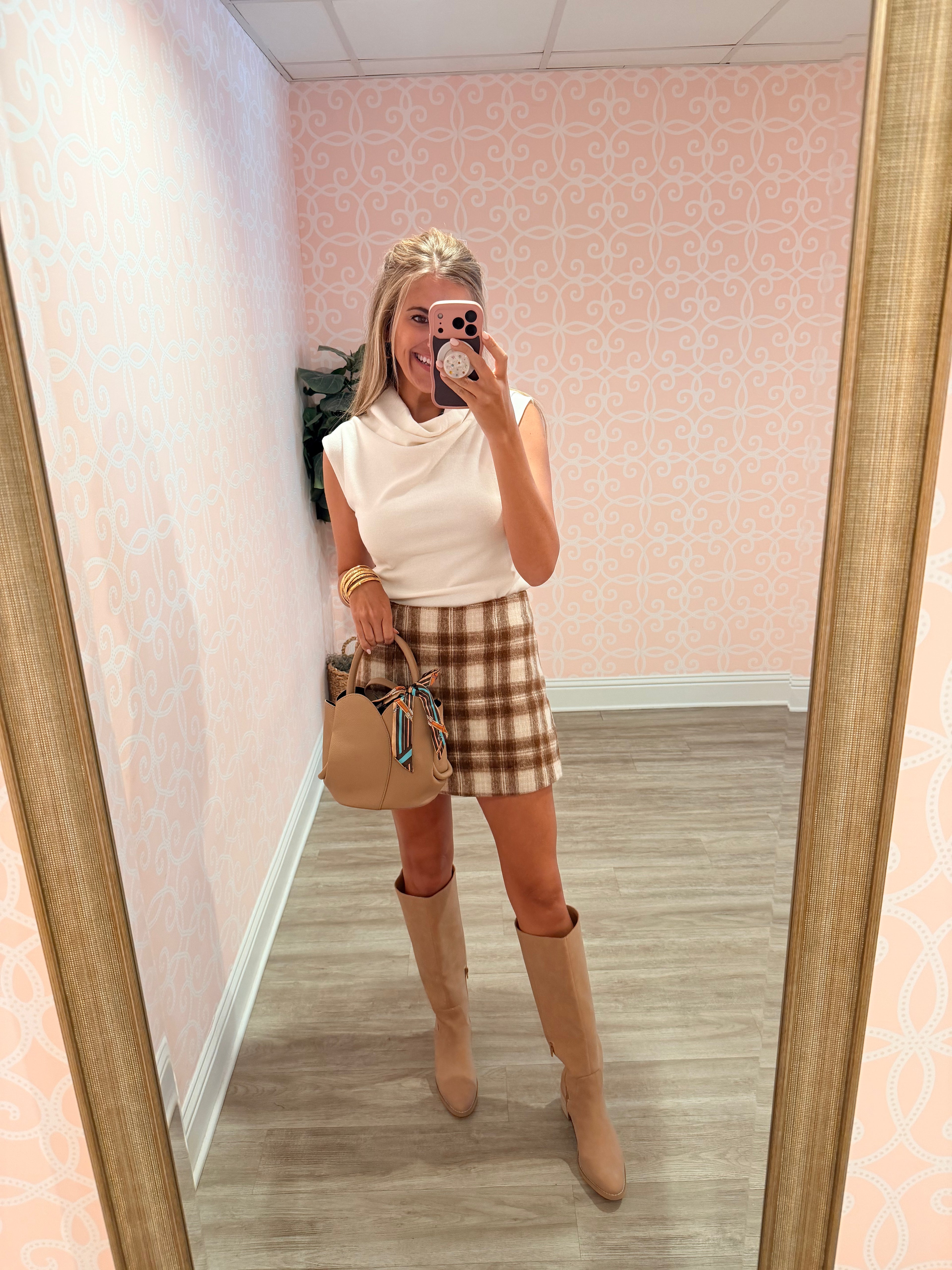 Alyssa Asymmetric Top