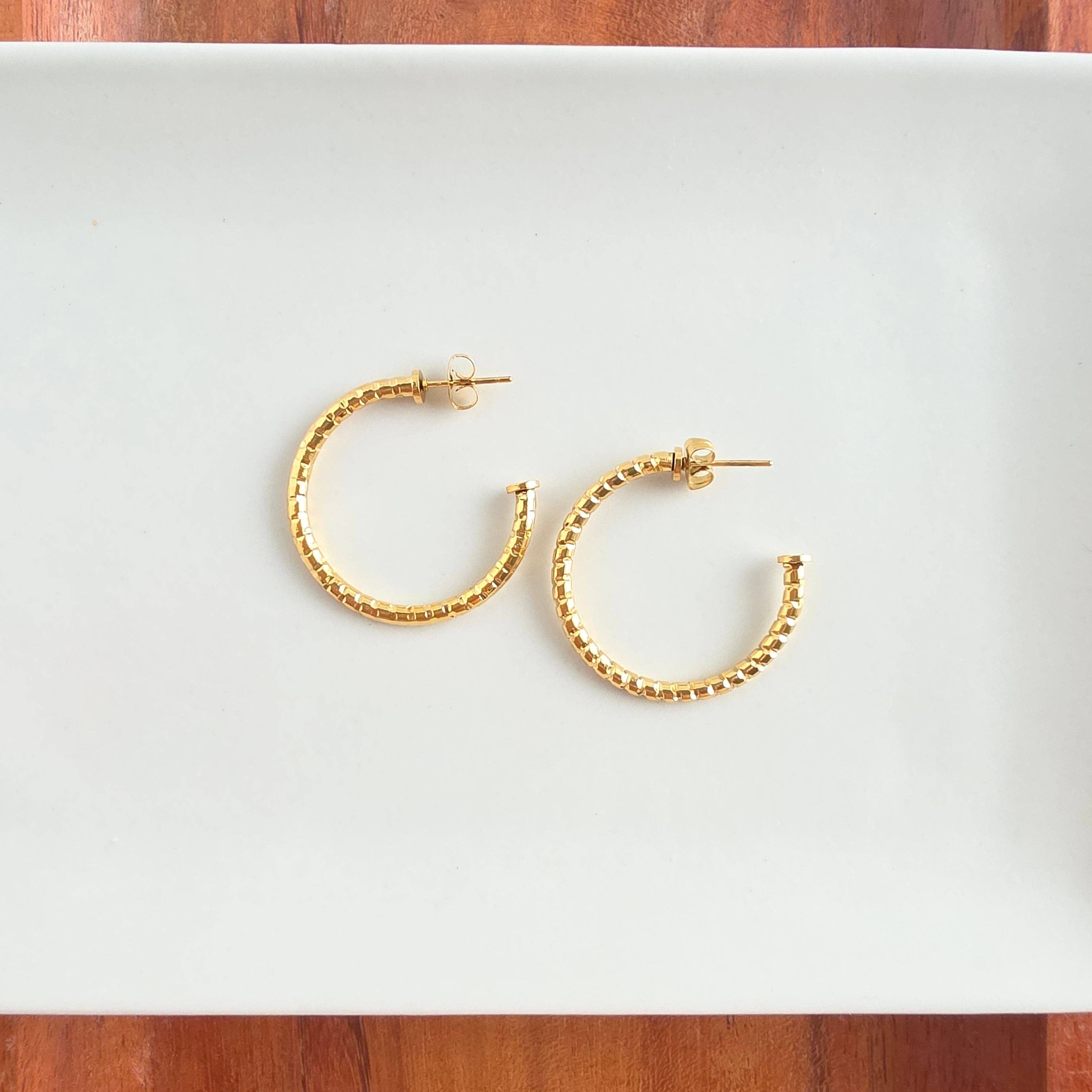 Luxe Harlow Hoops