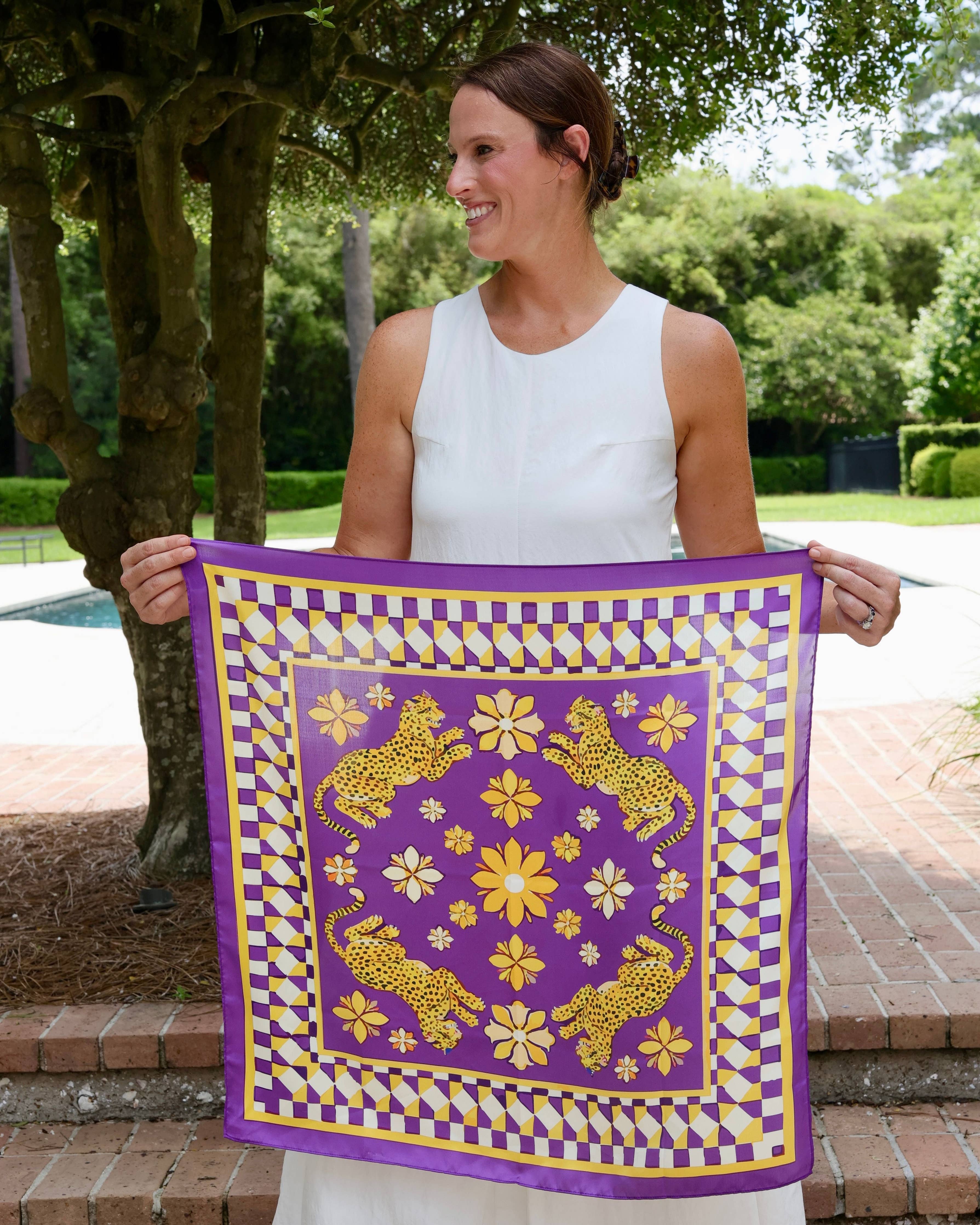 Hollis Scarf Medium Purple Gold